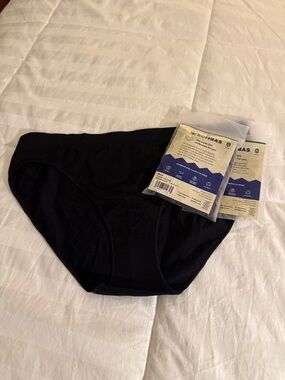 Bombas Black Seamless Brief with White Logo Print